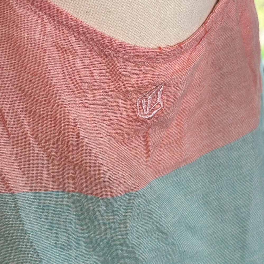 Volcom Tank Top - Picture 3 of 8